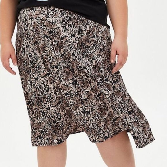 Torrid Woodland Print Satin A-Line Midi Skirt - Picture 1 of 5